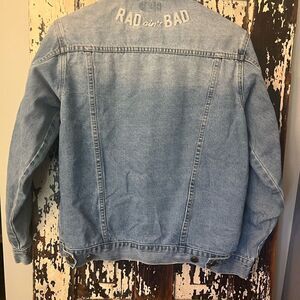 Amuse Society radio Ain’t Bad Embroidered Denim Jacket - Women’s Size Small.